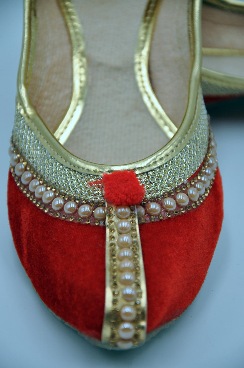 Punjabi Jutti (Red Velvet)