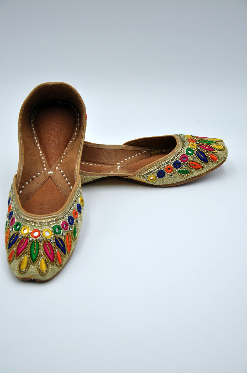 Punjabi Jutti (Multi-Mirror)