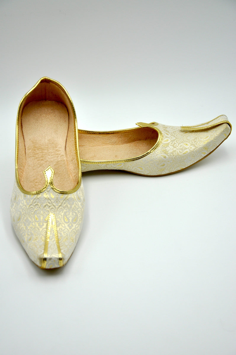 Punjabi Jutti (White Brocade 2)