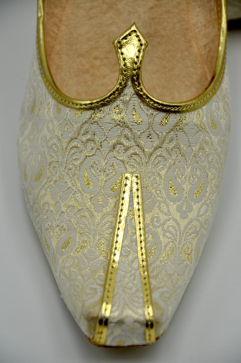 Punjabi Jutti (White Brocade 2)