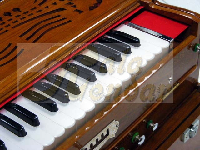 MKS Signature 43 Scale Changer Harmonium