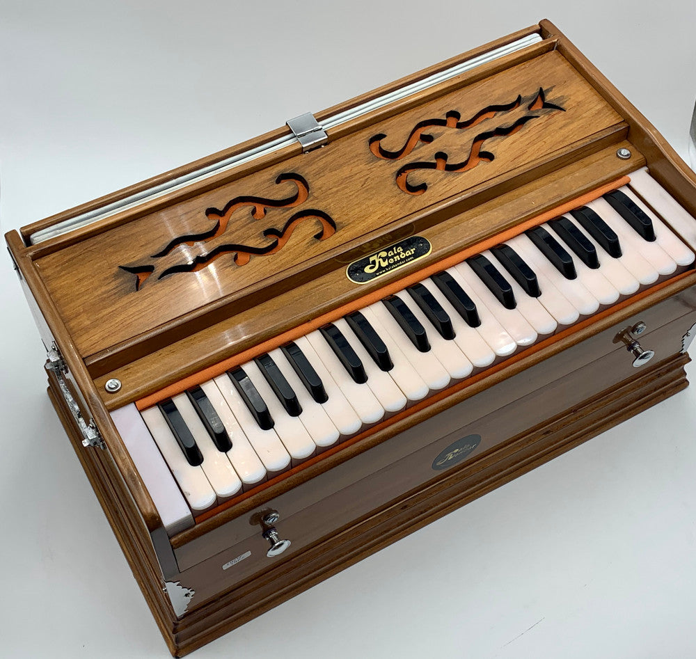Harmonium Standard