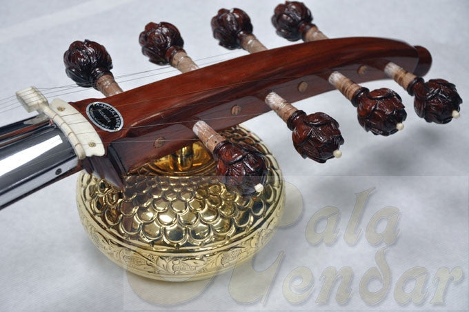 Images are copyright protected. Kala Kendar (Canada) Ltd.